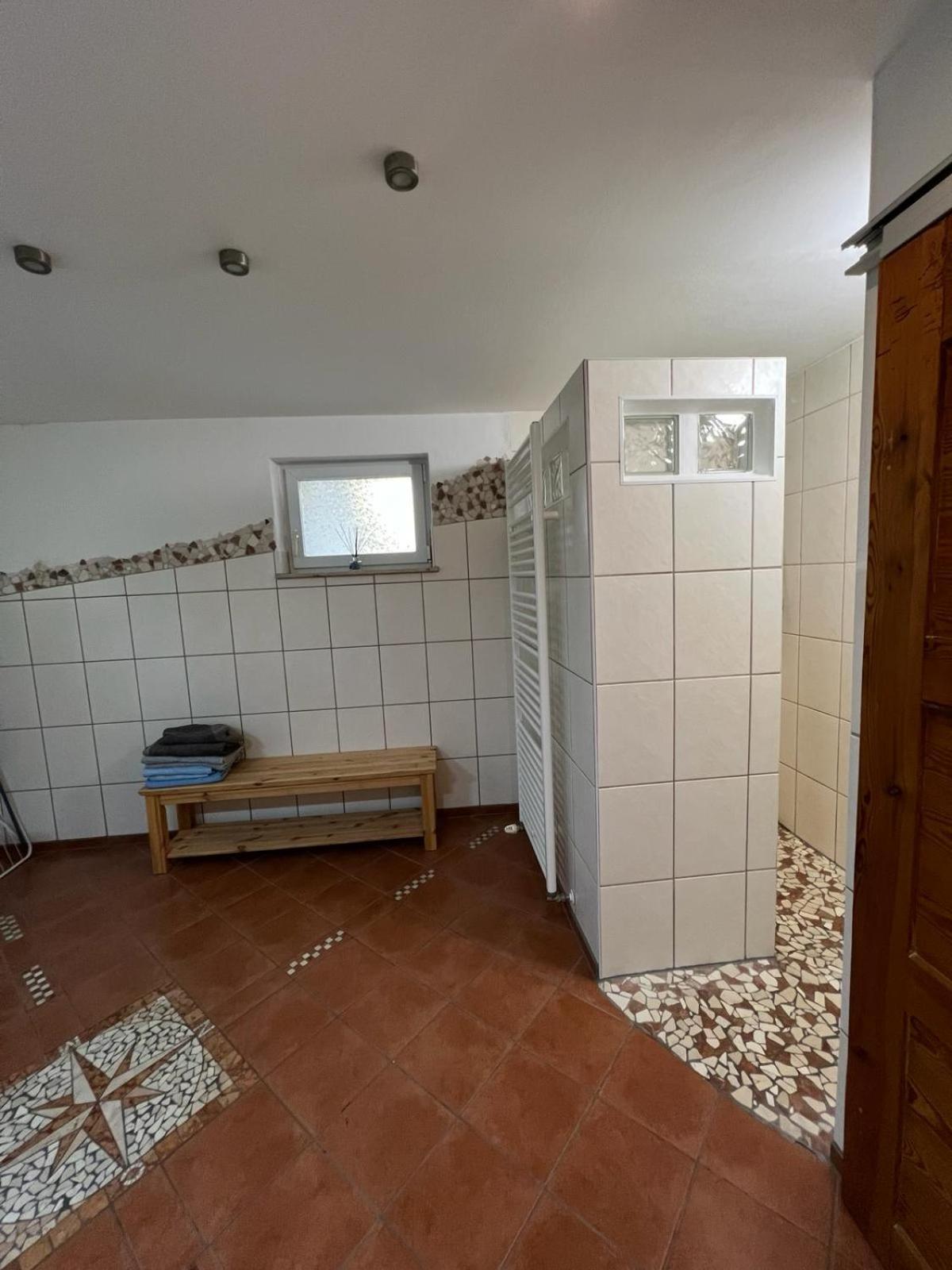 Haus Am Berzdorfer See - 3 Schlafzimmer - Ganzes Haus Zur Alleinnutzung - Terrasse - Hochwertige Ausstattung ゲルリッツ エクステリア 写真