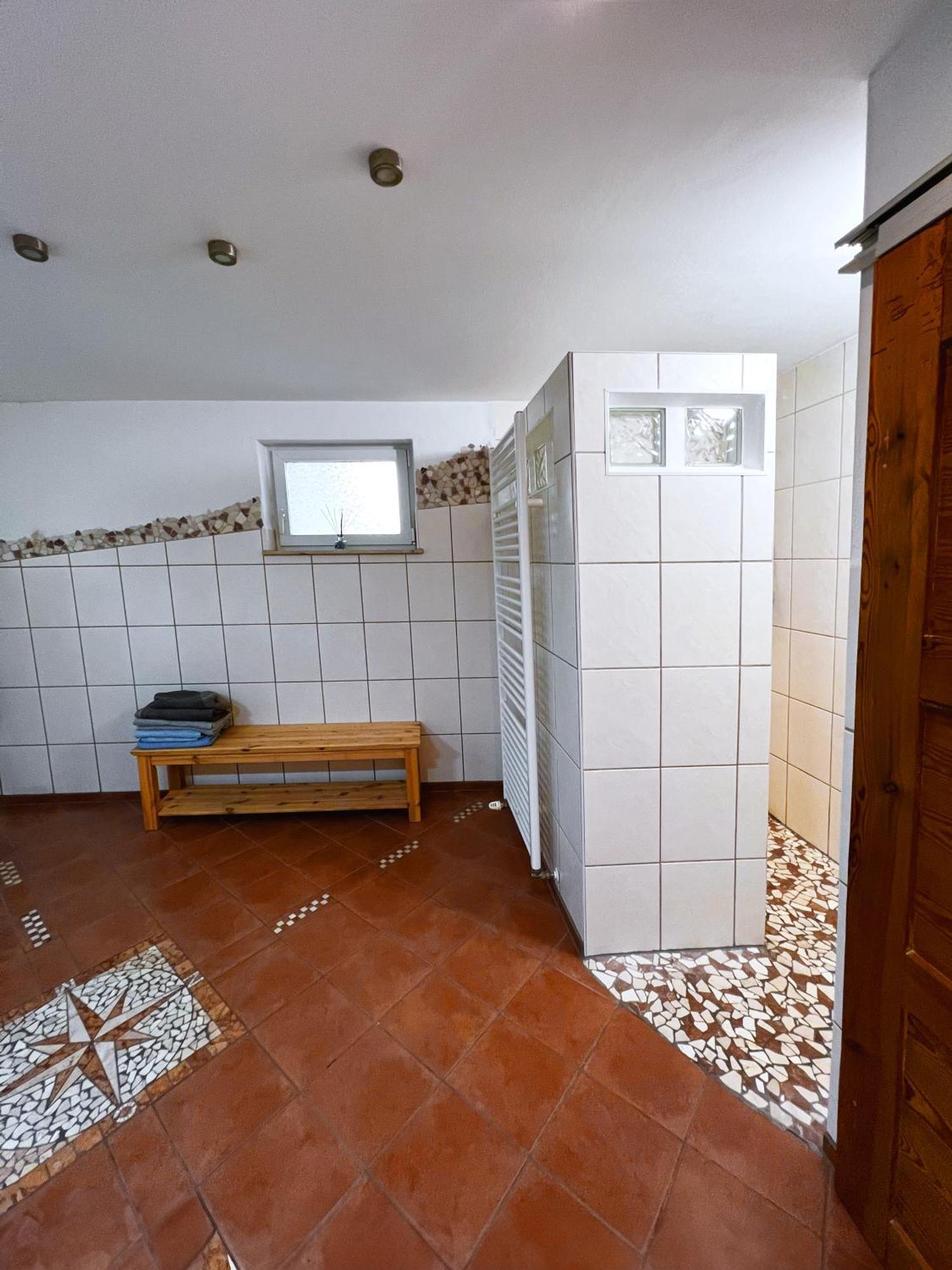Haus Am Berzdorfer See - 3 Schlafzimmer - Ganzes Haus Zur Alleinnutzung - Terrasse - Hochwertige Ausstattung ゲルリッツ エクステリア 写真