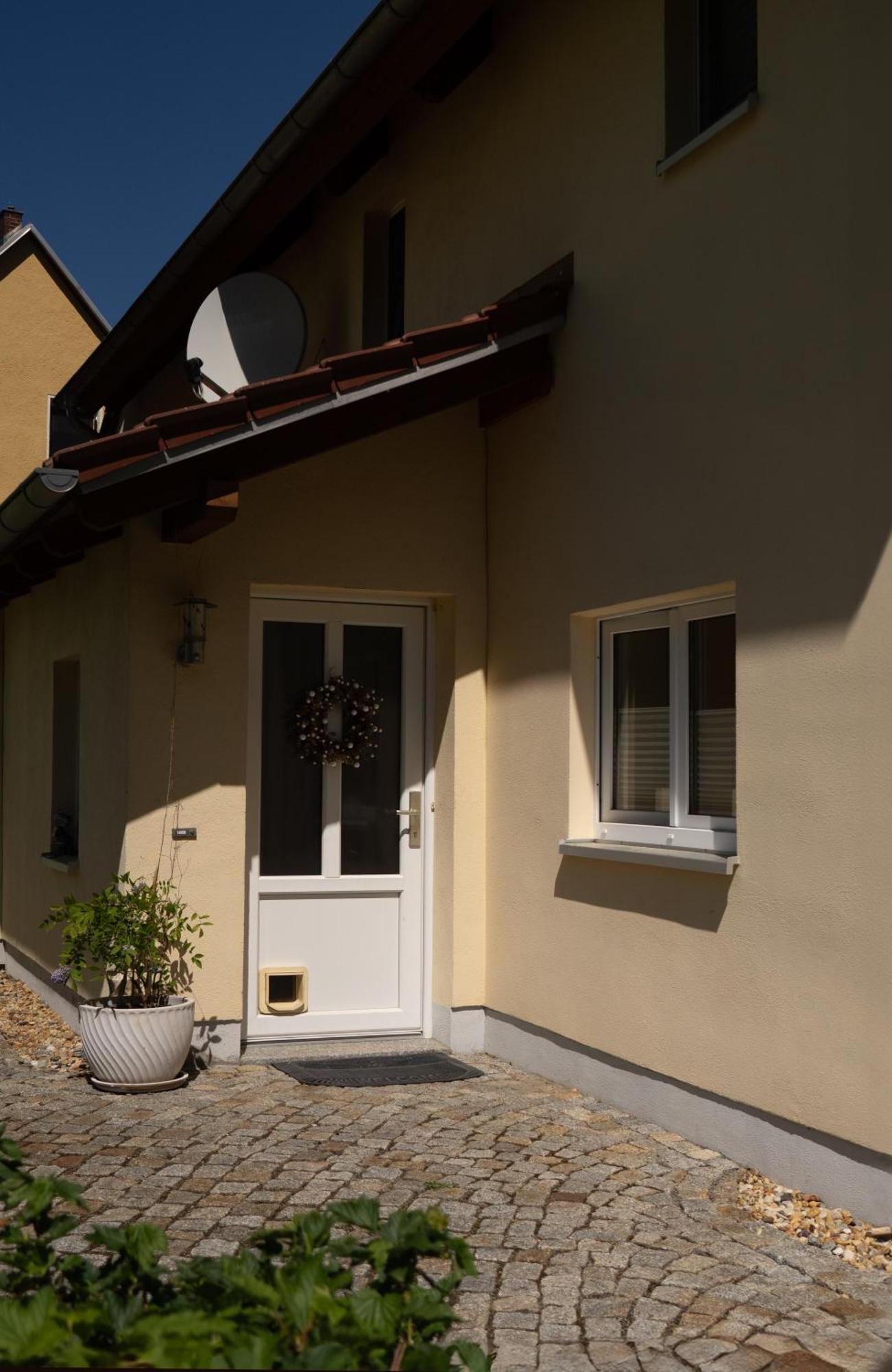 Haus Am Berzdorfer See - 3 Schlafzimmer - Ganzes Haus Zur Alleinnutzung - Terrasse - Hochwertige Ausstattung ゲルリッツ エクステリア 写真