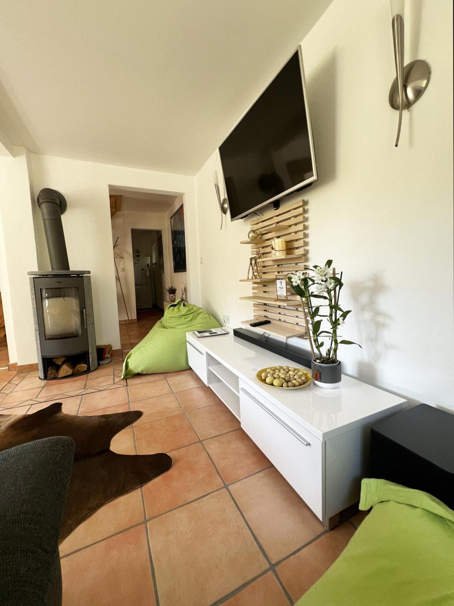 Haus Am Berzdorfer See - 3 Schlafzimmer - Ganzes Haus Zur Alleinnutzung - Terrasse - Hochwertige Ausstattung ゲルリッツ エクステリア 写真