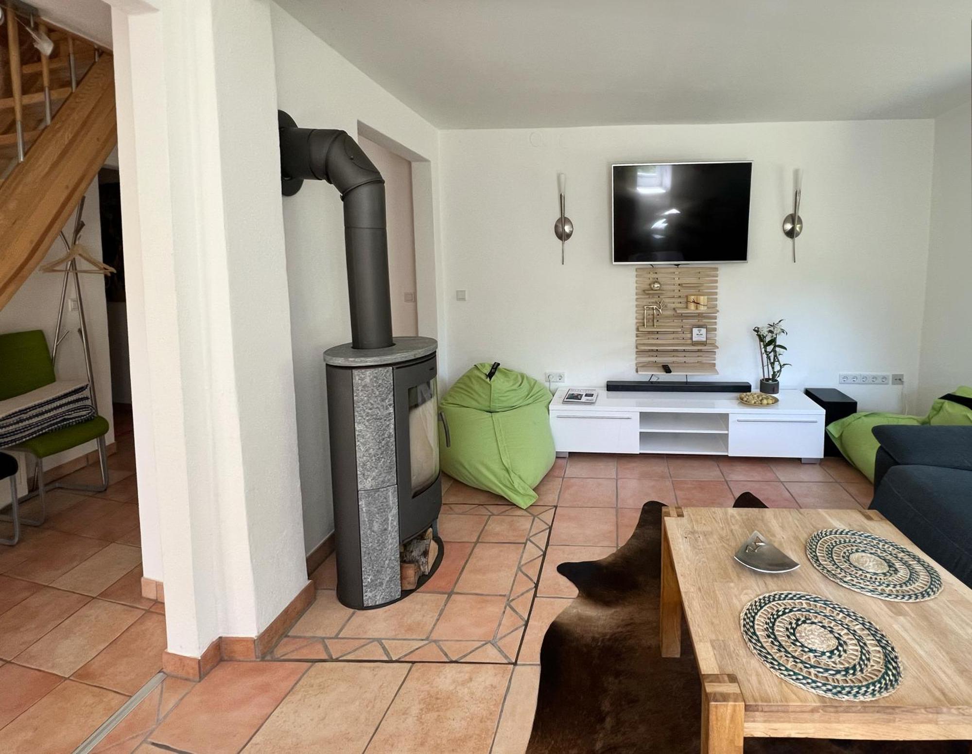 Haus Am Berzdorfer See - 3 Schlafzimmer - Ganzes Haus Zur Alleinnutzung - Terrasse - Hochwertige Ausstattung ゲルリッツ エクステリア 写真